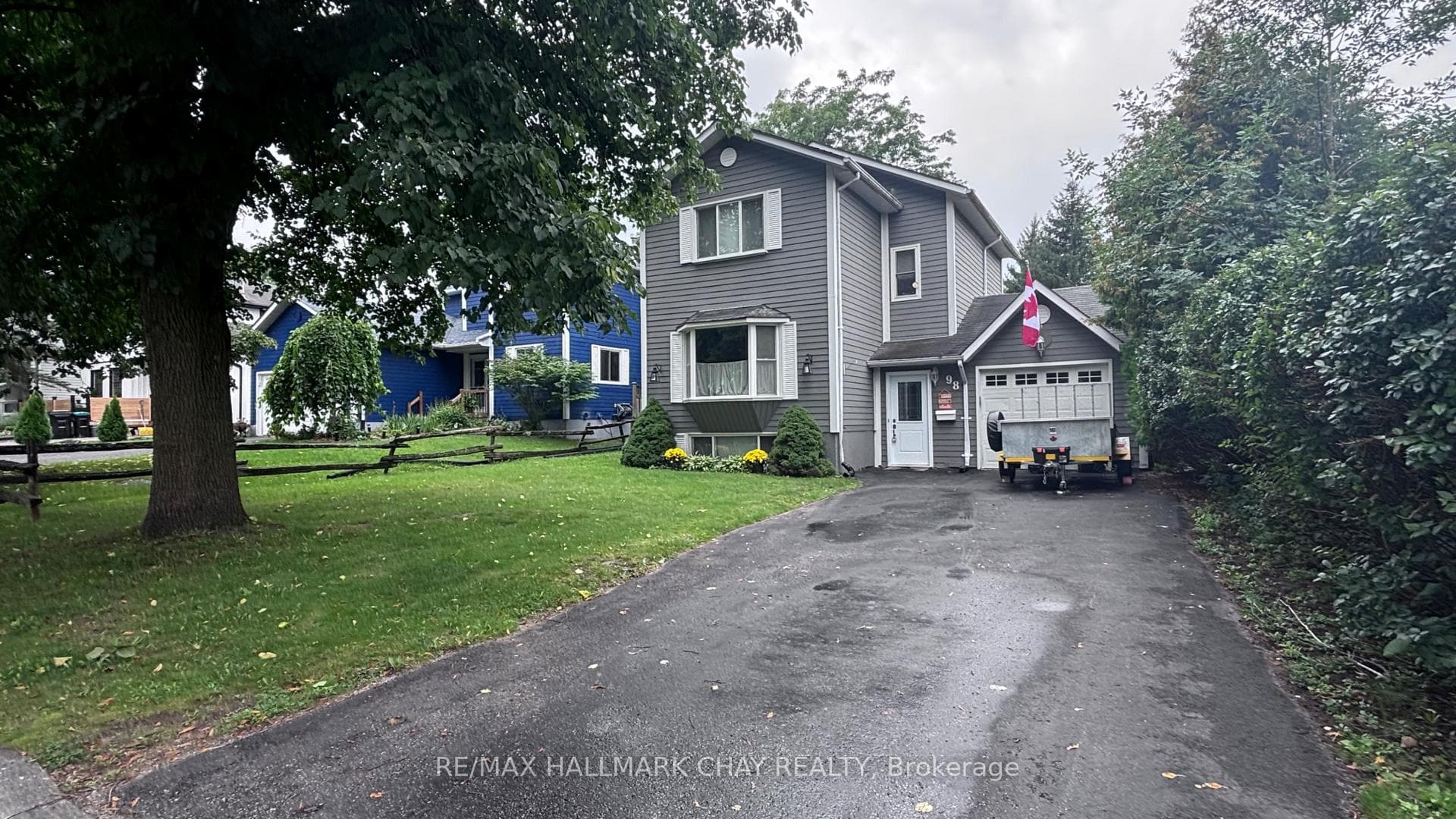 98 Elizabeth Street, Barrie, ON L4N 6P3
