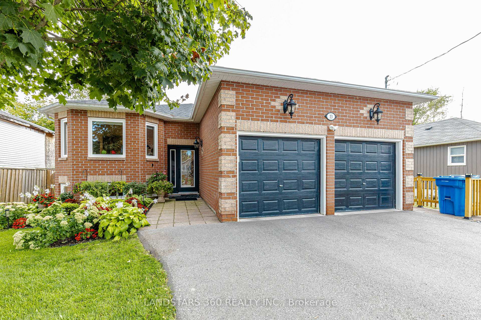 13 ALICE Avenue, Georgina, ON L4P 3C8