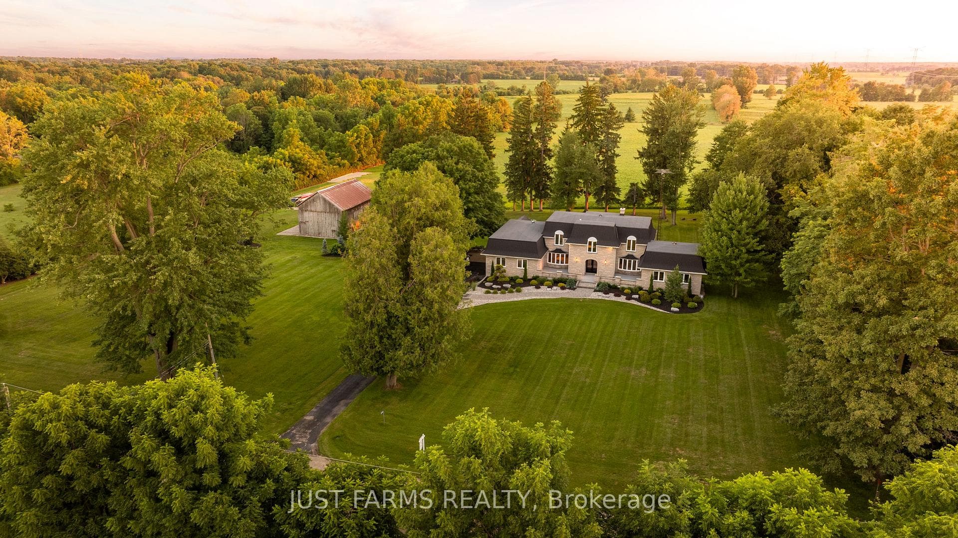 23923 Sutherland Road, Strathroy-Caradoc, ON N7G 3H4