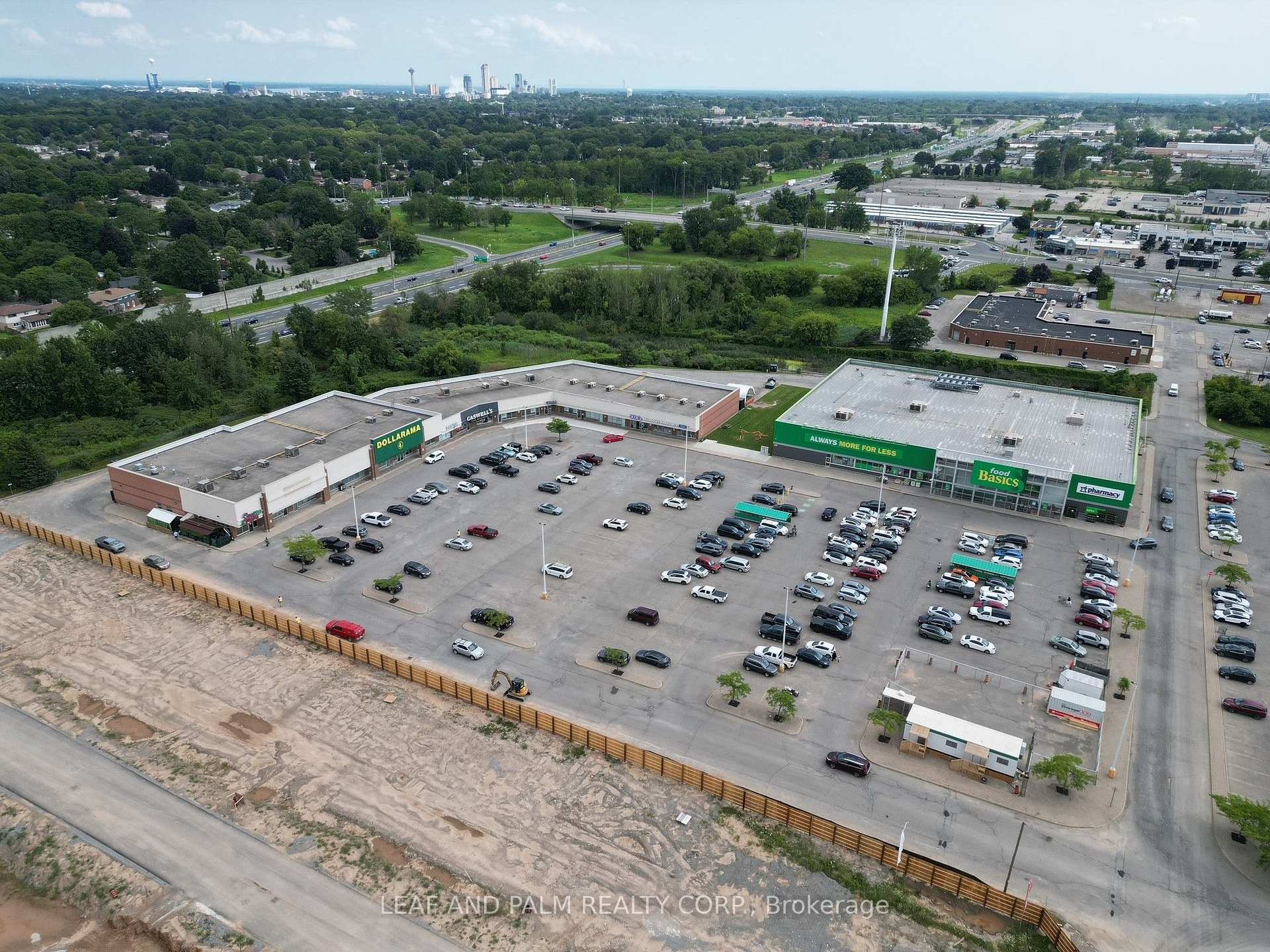 3770 Montrose Road 15A, Niagara Falls, ON L2H 3C8