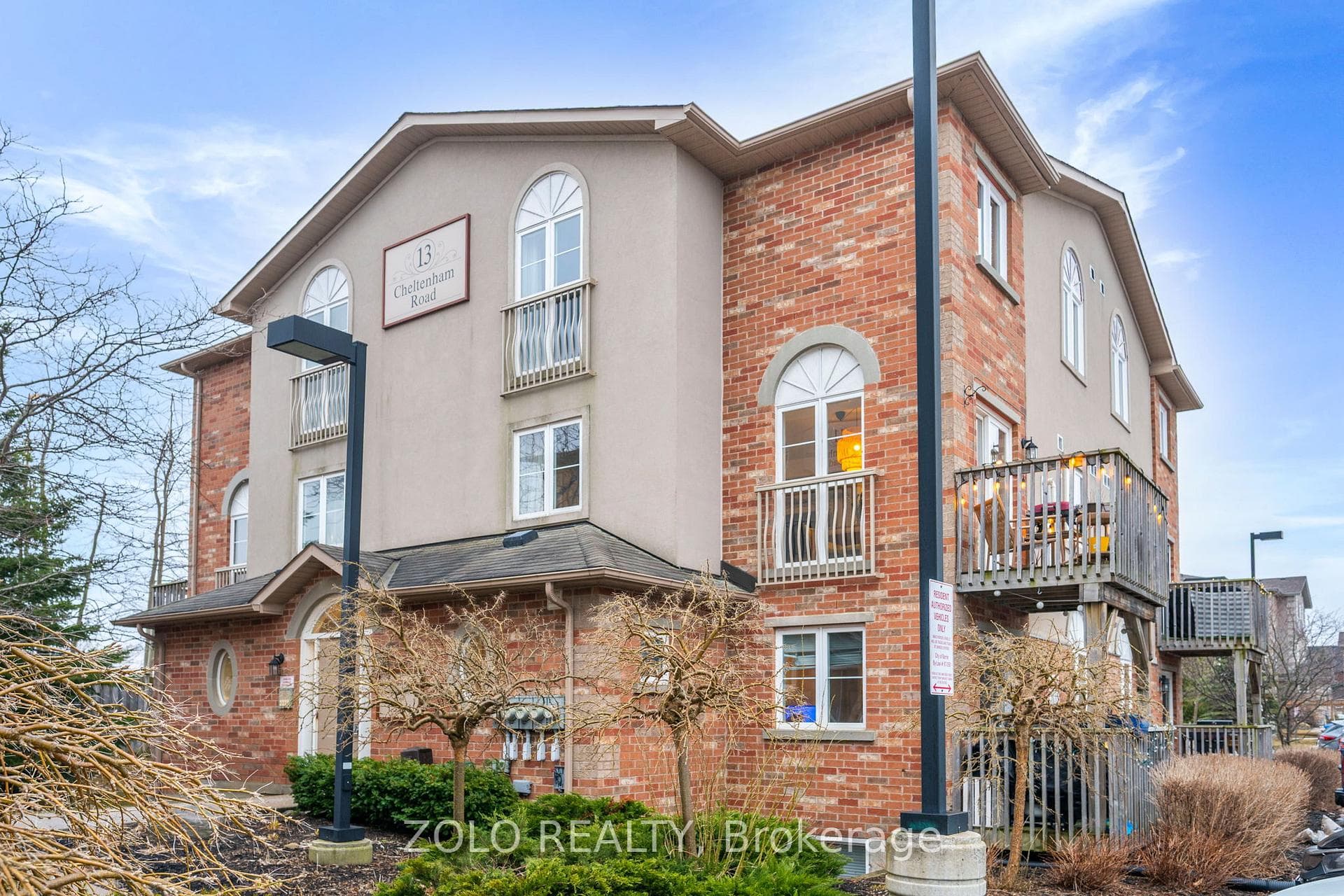 13 Cheltenham Road 2, Barrie, ON L4M 0E7