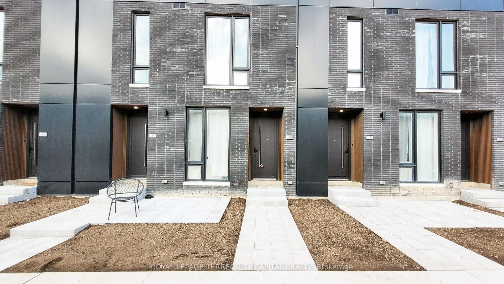 122 Everett Common, St. Catharines, ON L2P 0G8