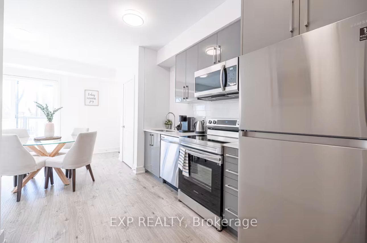 6065 MCLEOD Road 206, Niagara Falls, ON L2G 0Z7