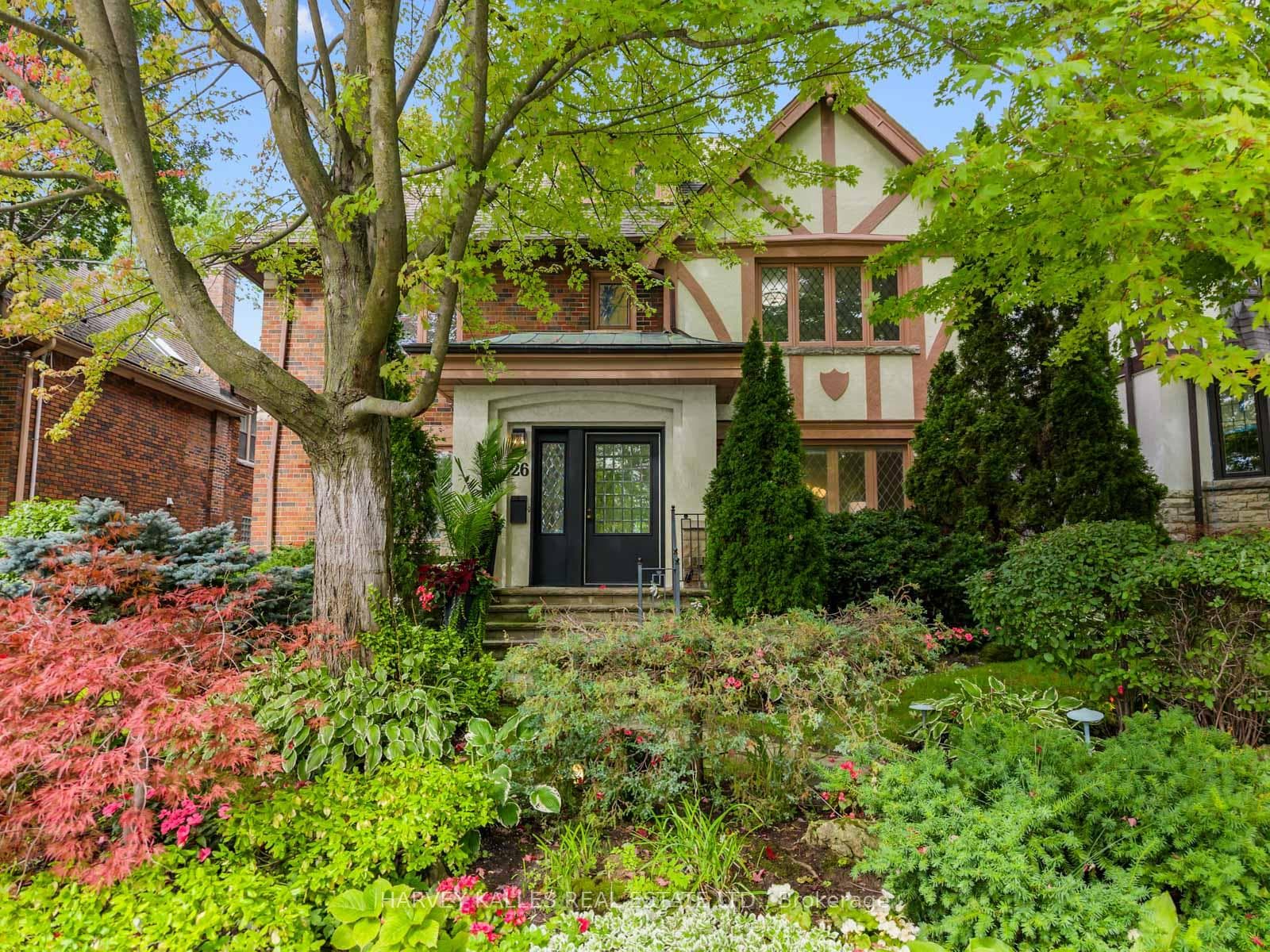 26 Vesta Drive, Toronto, ON M5P 2Z5