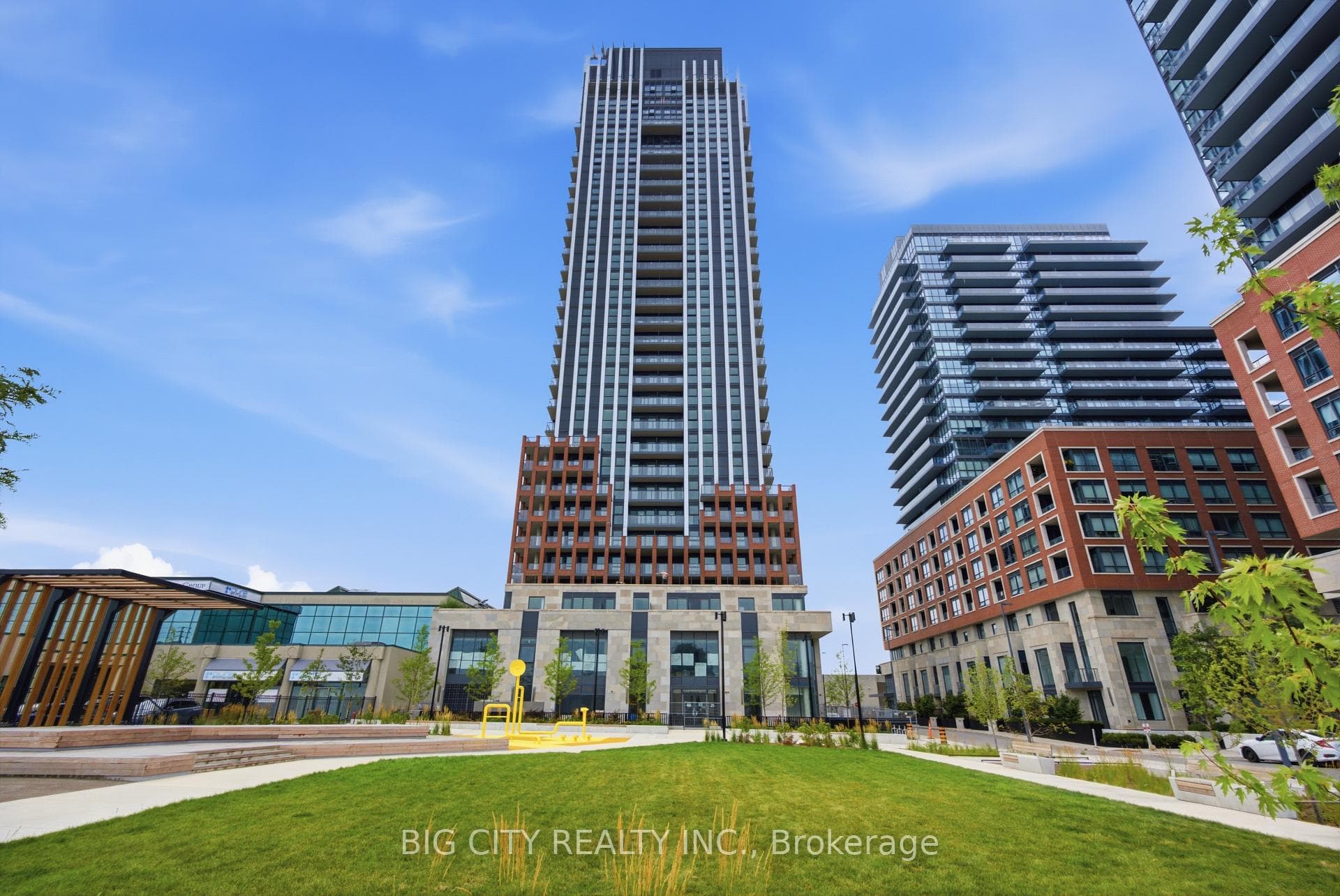 25 Frederick Todd Way 2207, Toronto, ON M4G 0C9