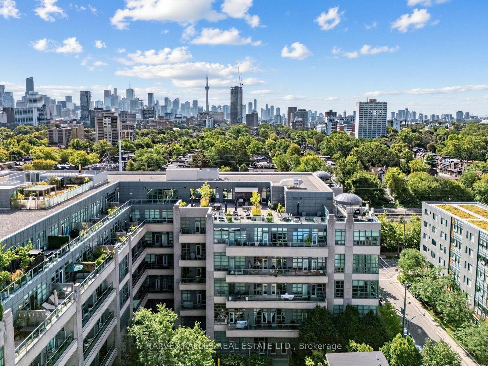 380 Macpherson Avenue 106, Toronto, ON M4V 3E3