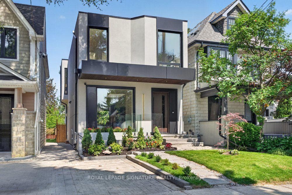 34 Northview Avenue, Toronto, ON M1N 1W1