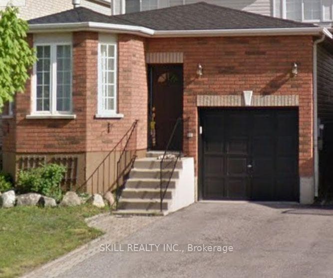 12 Willow Drive, Barrie, ON L4N 8T2