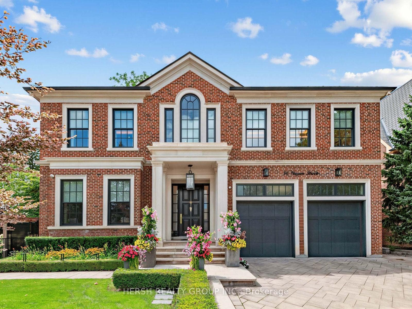 14 Napier Street, Vaughan, ON L0J 1C0