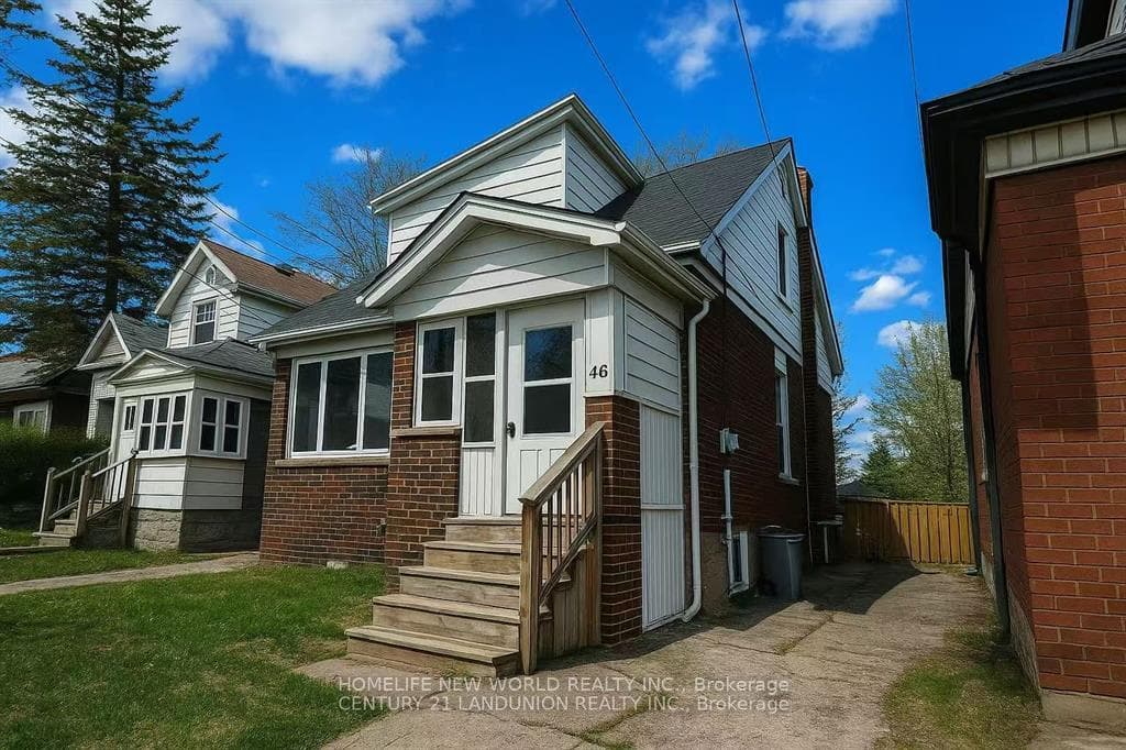 46 Arnold Street 2ND RM 3, Hamilton, ON L8S 1R4