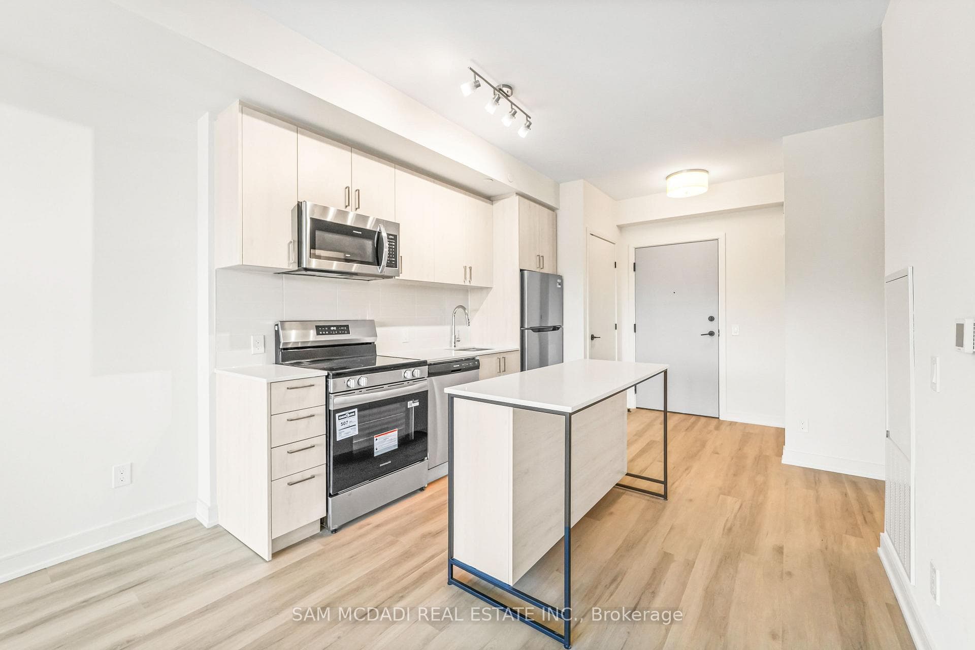 8020 Derry Road W 210, Milton, ON L9T 2N2