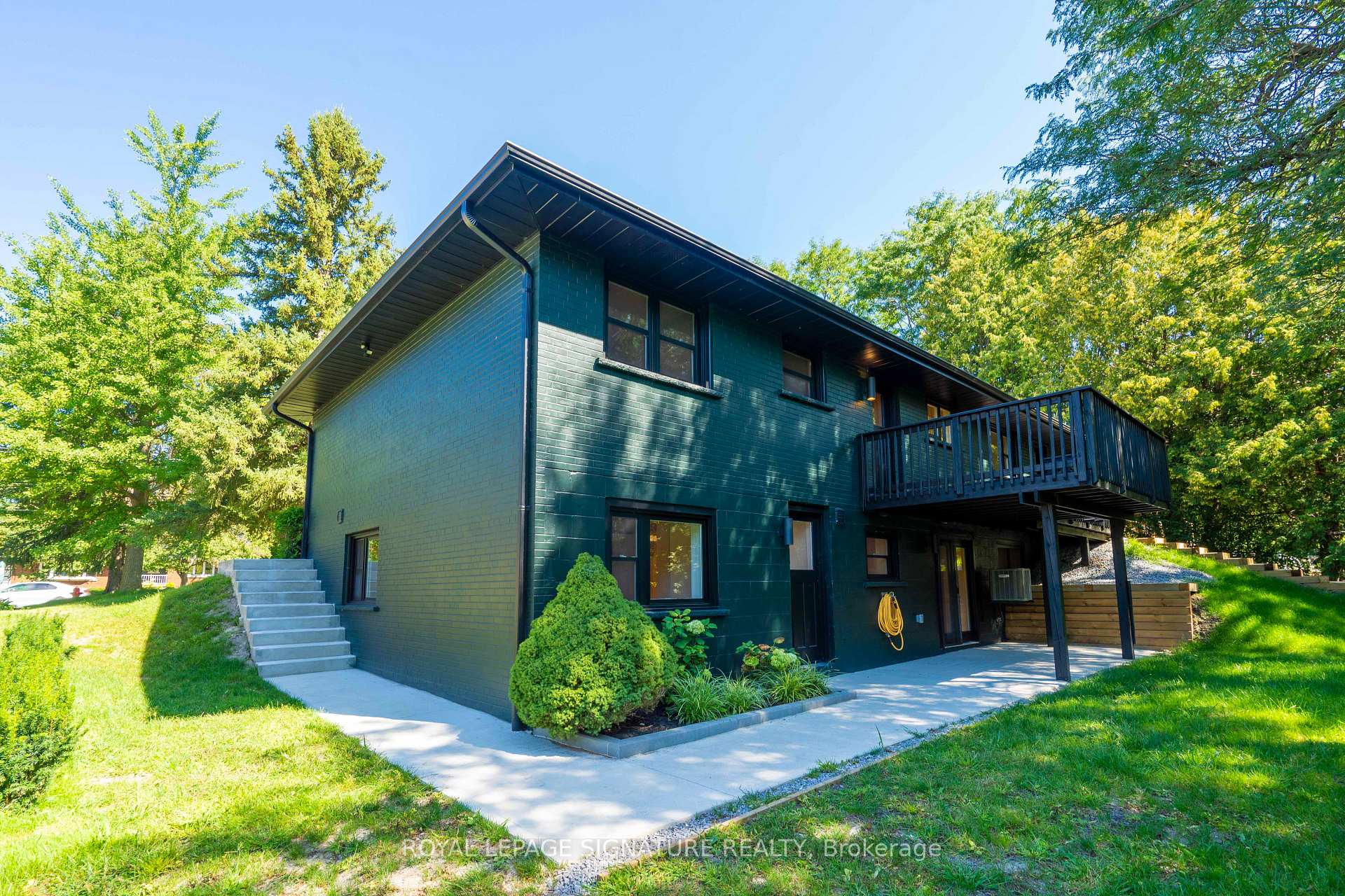 986 Srigley Street Unit C, Newmarket, ON L3Y 1Y3