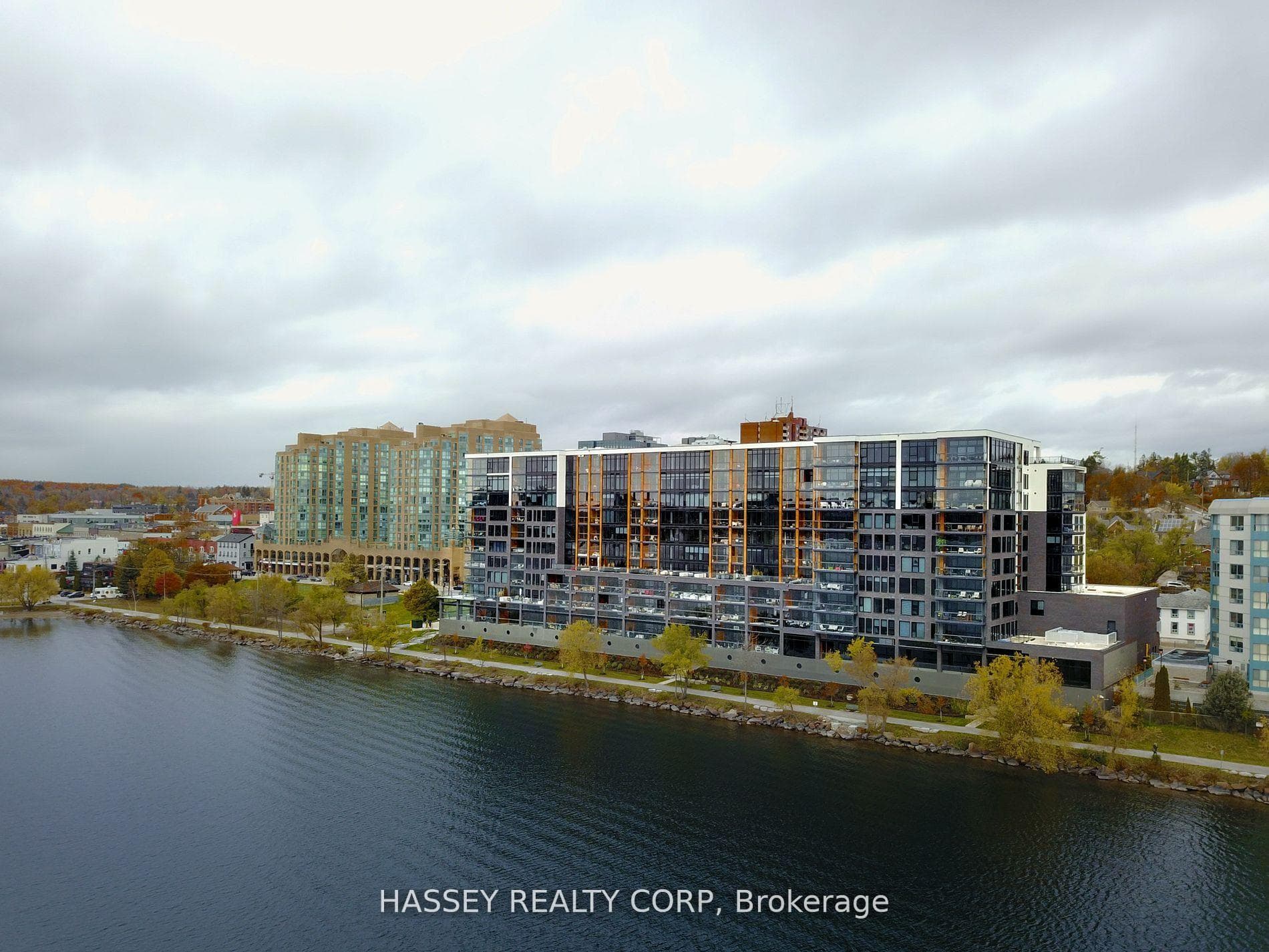 185 Dunlop Street E C1, Barrie, ON L4M 0L7