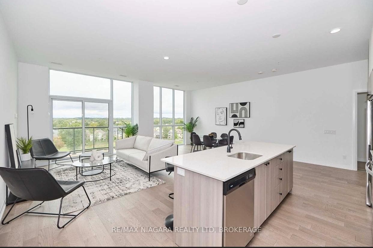 7711 Green Vista Gate SUB_PENTHOUSE #914, Niagara Falls, ON L2H 1R1