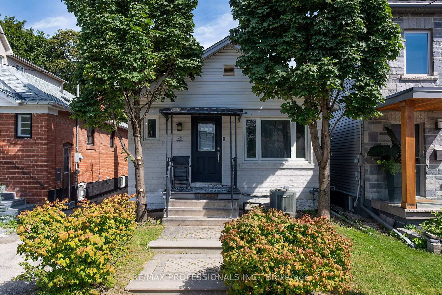 43 Fifteenth Street, Toronto, ON M8V 3J3