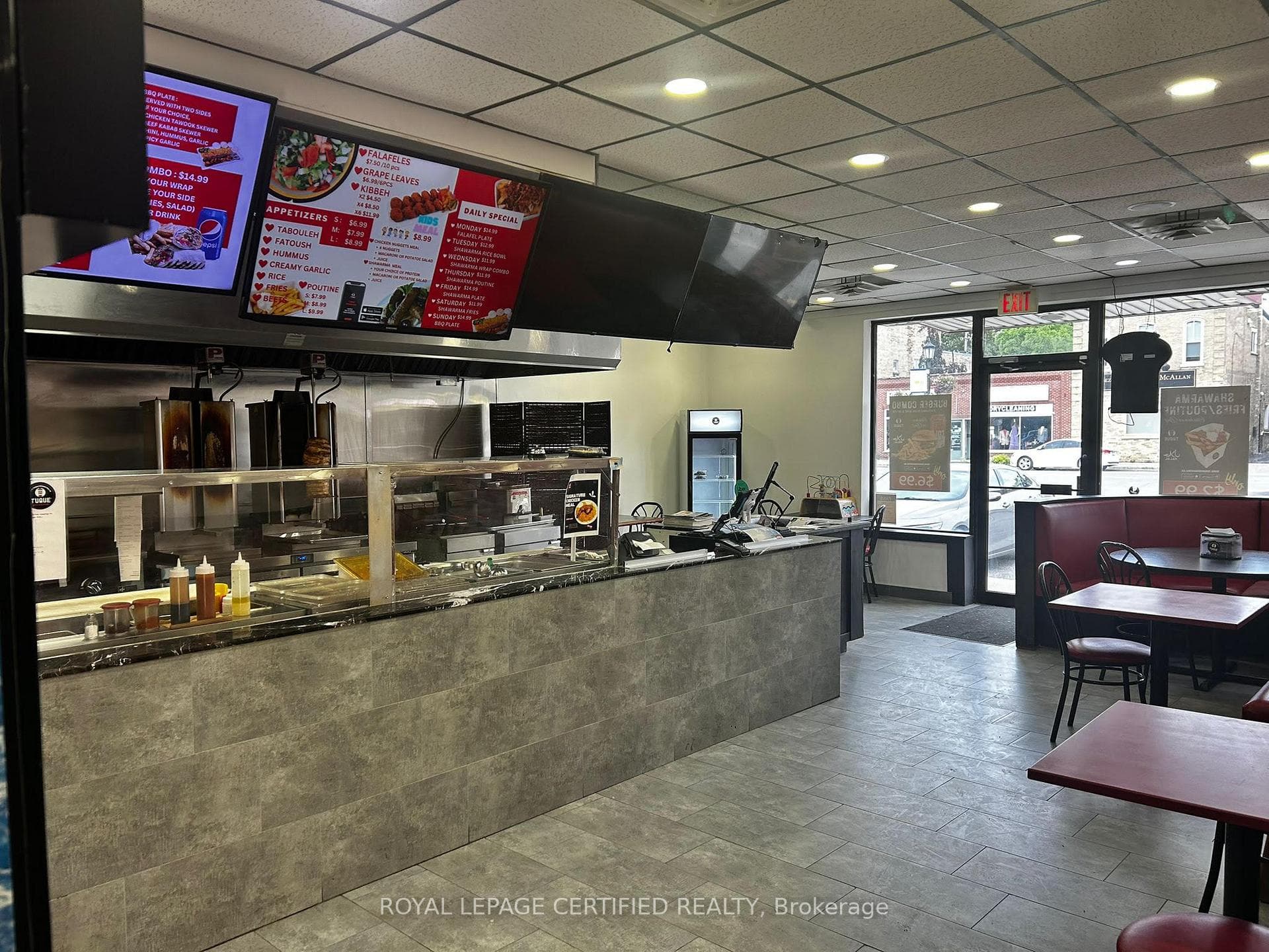 7 Front Street, Strathroy-Caradoc, ON N7G 1Y4