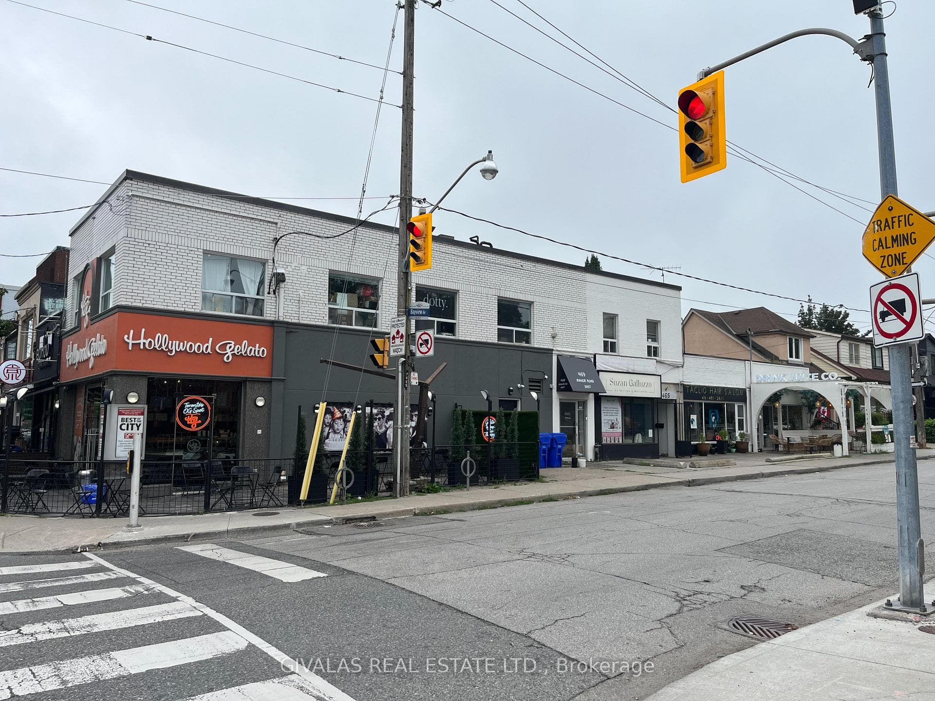 469 Manor Road E 201, Toronto, ON M4S 1T3