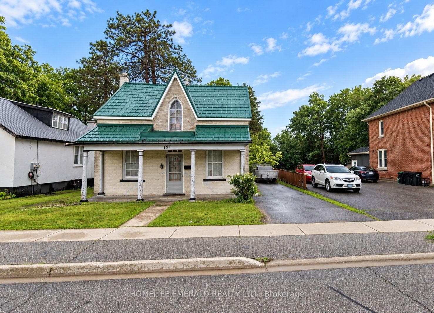191 Dunlop Street W, Barrie, ON L4N 1B6