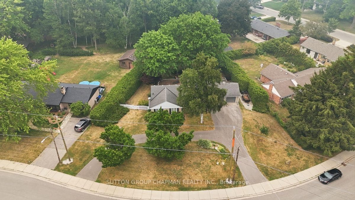763 Oban Crescent, London North, ON N6H 2V8