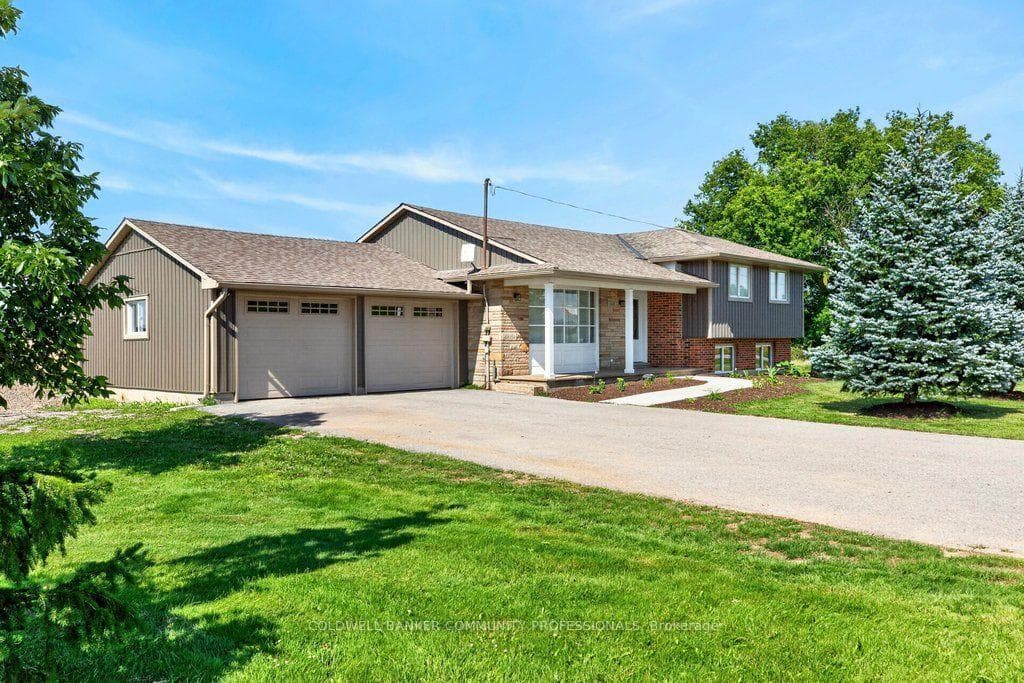 6773 Smithville Road, Grimsby, ON L0R 2A0