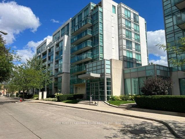 3830 Bathurst Street 706, Toronto, ON M3H 6C5