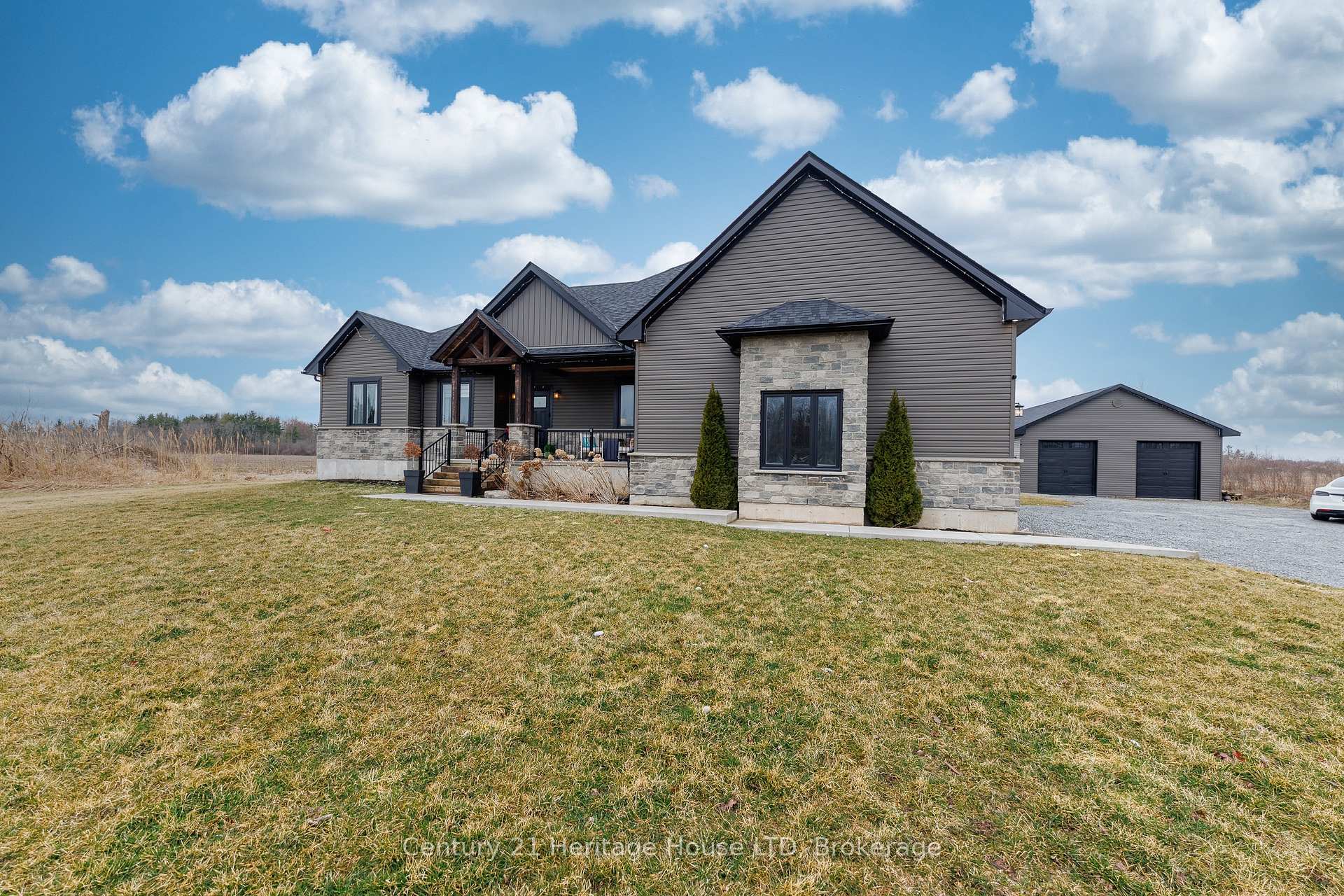 856 Lorraine Road, Port Colborne, ON L3K 5V5