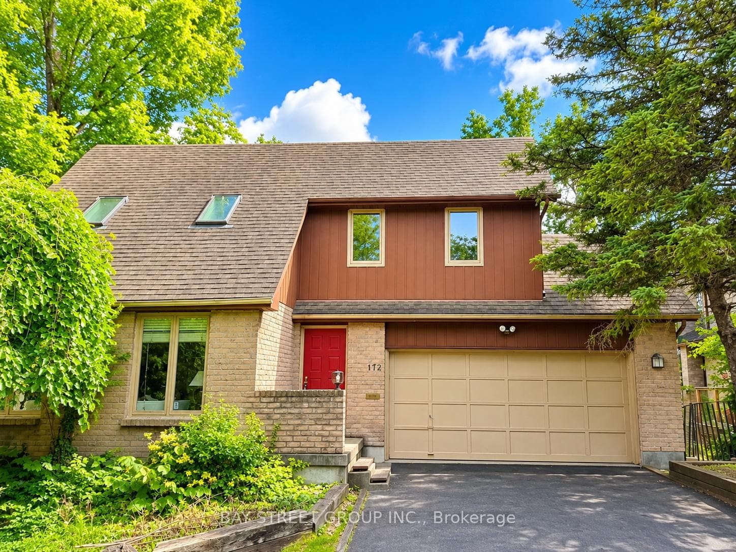 172 CHEPSTOW Close, London North, ON N6G 3S2