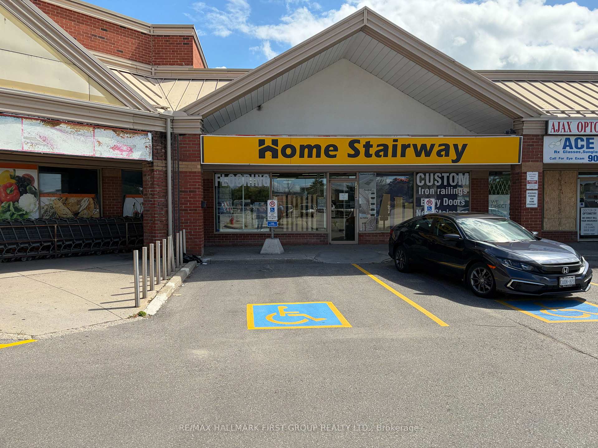 250 Bayly Street W 14, Ajax, ON L1S 3V4