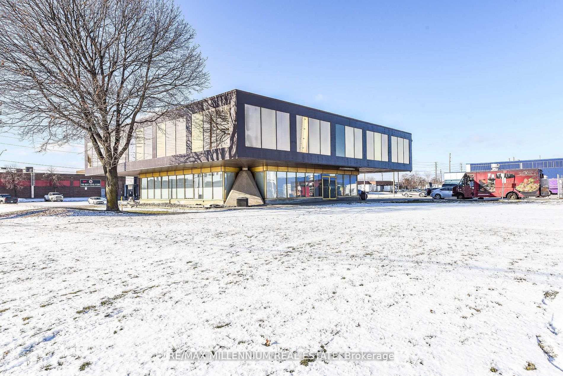 1300 E Steeles Avenue E 224, Brampton, ON L6T 1A2