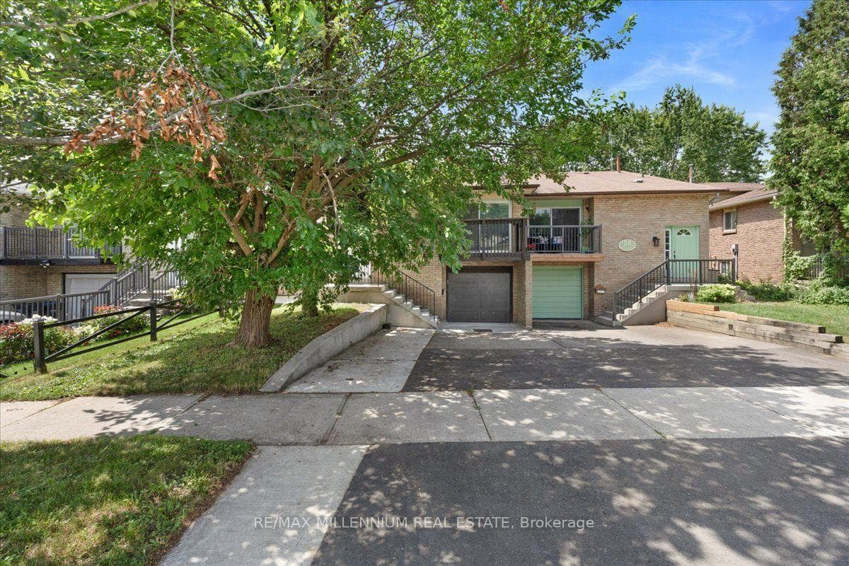 26 Talbot Street, Brampton, ON L6X 2P5