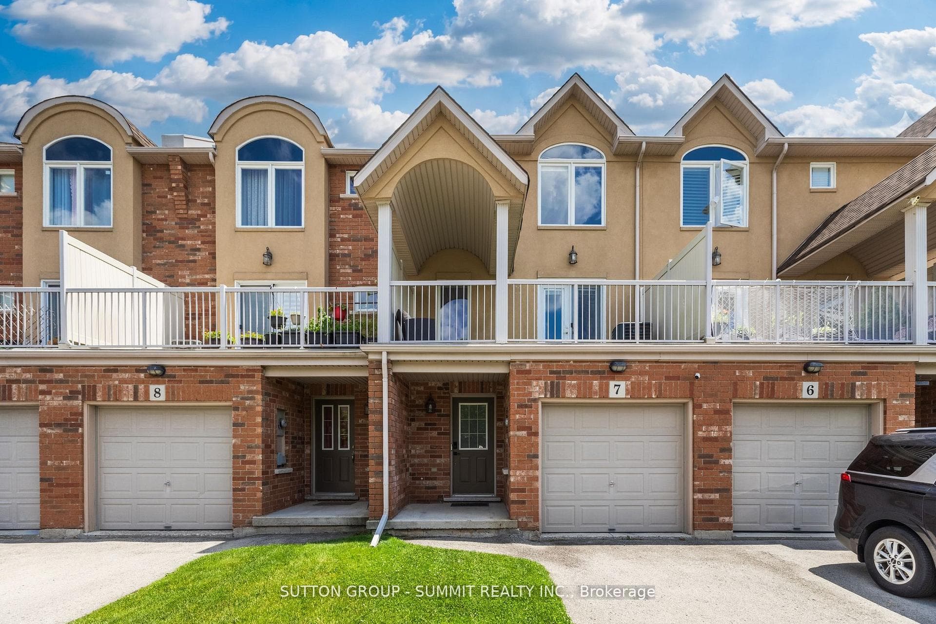 1253 SILVAN FOREST Drive 7, Burlington, ON L7M 0B7