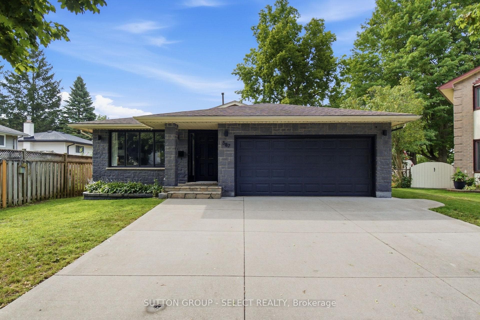 587 Classic Court, London East, ON N5W 5X4