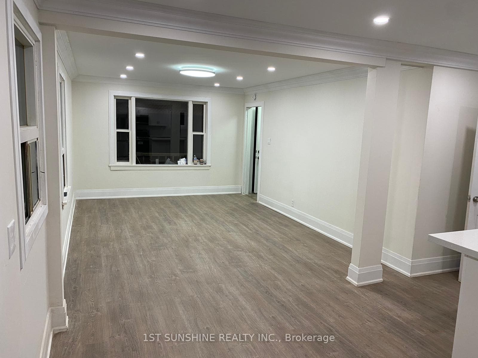 40 BARTLETT Street, St. Catharines, ON L2M 5L1