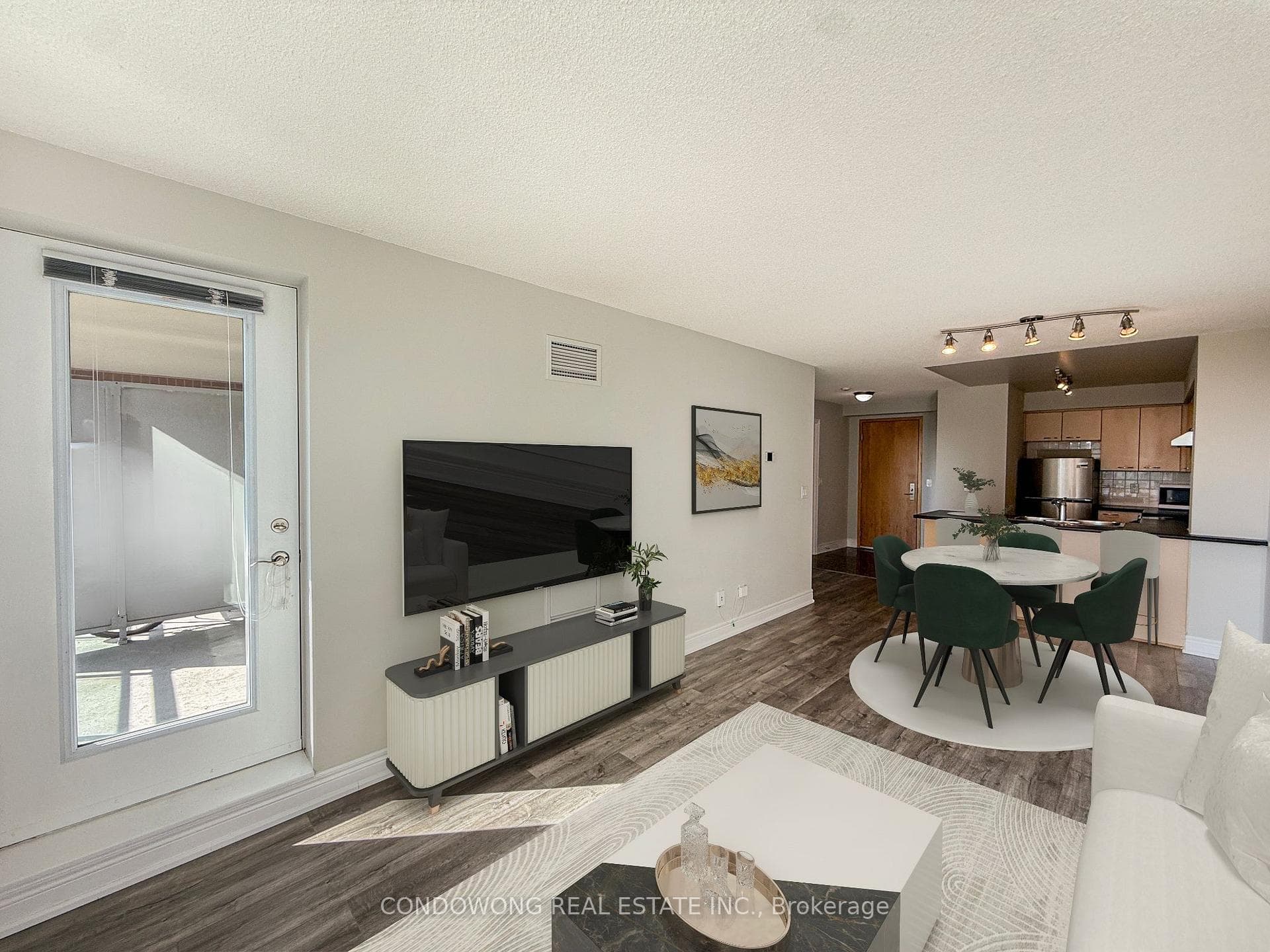 62 Suncrest Boulevard 318, Markham, ON L3T 7Y6