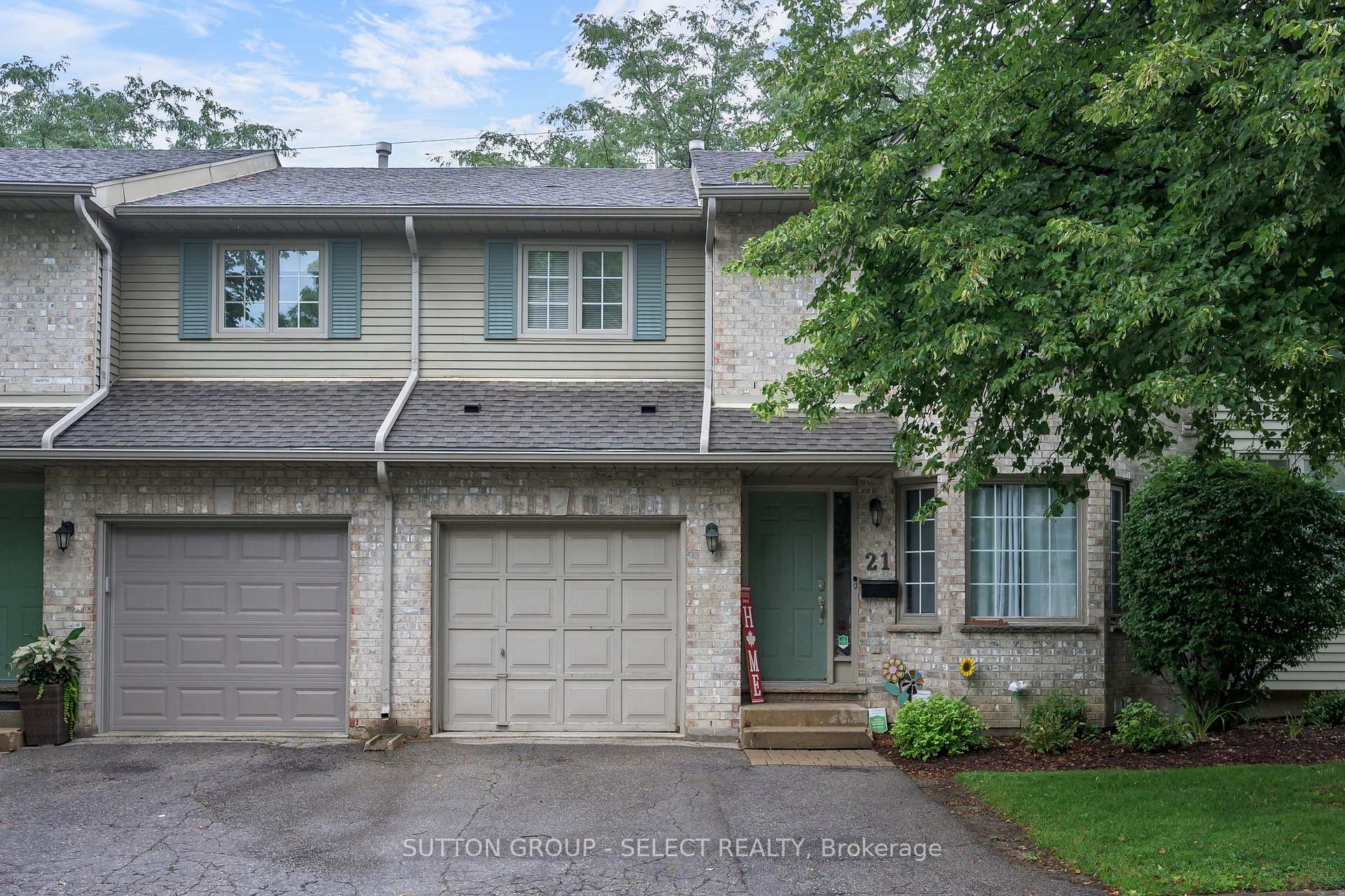 410 Ambleside Drive 21, London North, ON N6G 4Y3