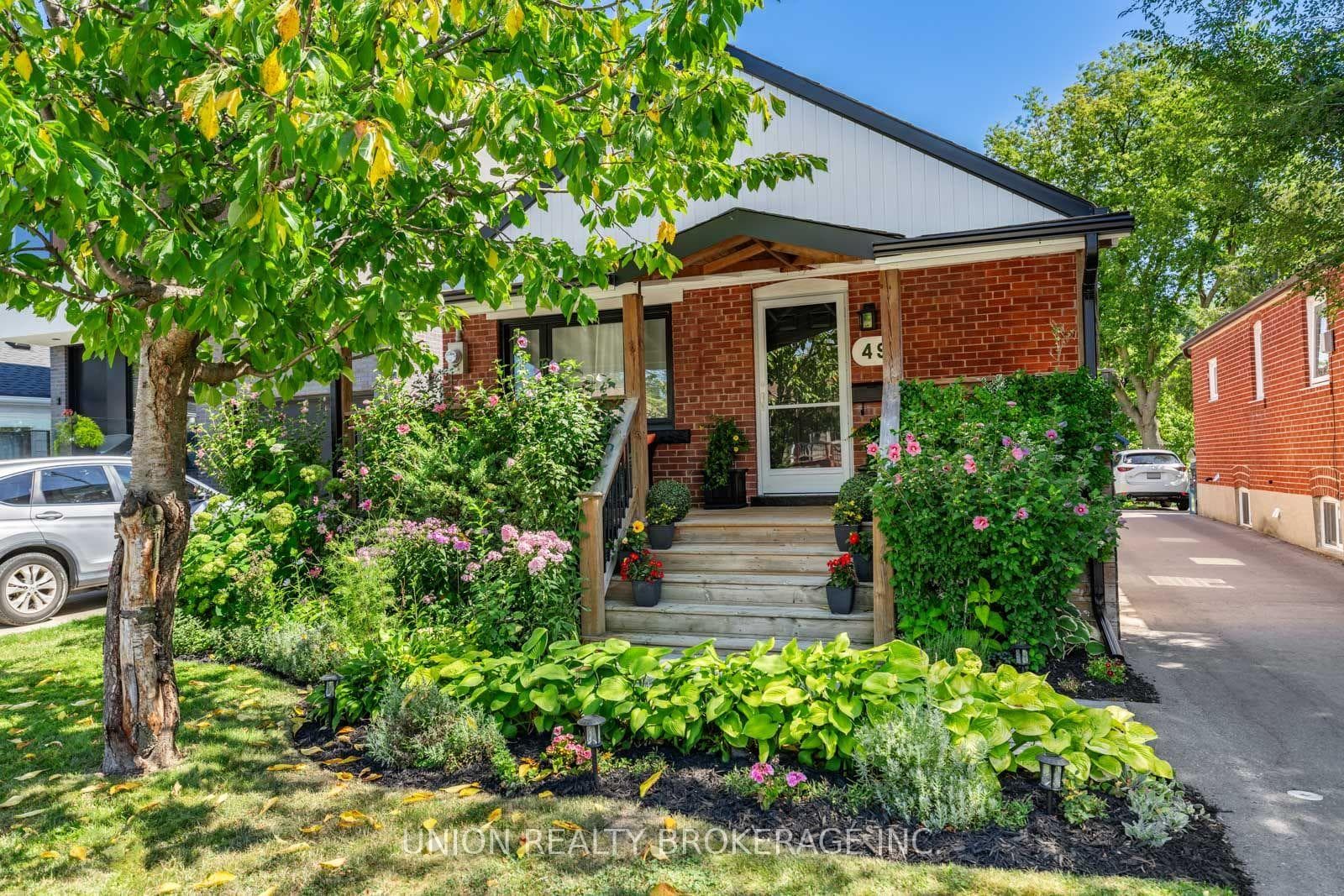 49 Claremore Avenue, Toronto, ON M1N 3S1