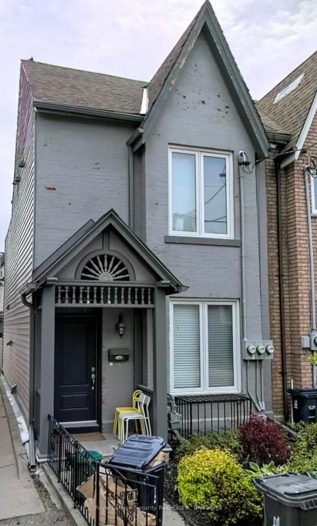 15 Coolmine Road, Toronto, ON M6J 3G1