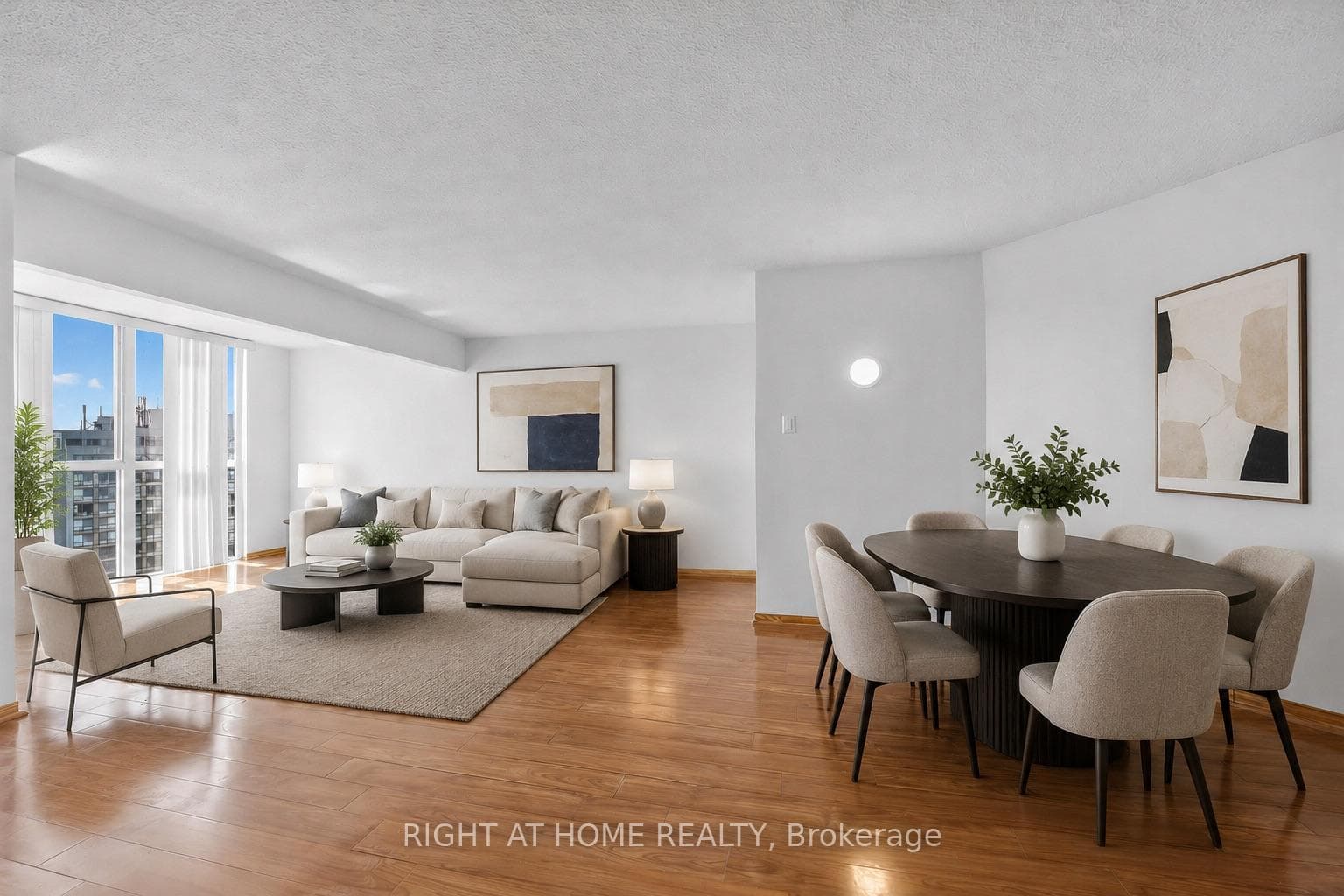 41 Markbrook Lane 1711, Toronto, ON M9V 5E6