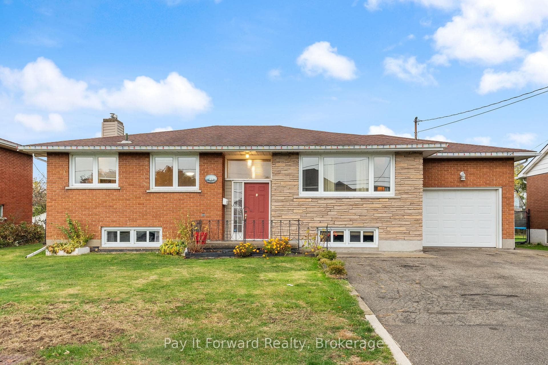 21 Janet Street, Port Colborne, ON L3K 2E6