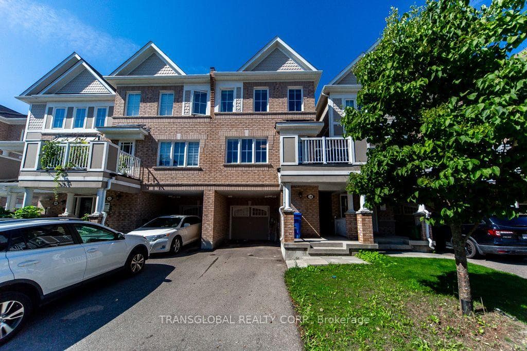 38 Minlow Way, Aurora, ON L4G 0Y1