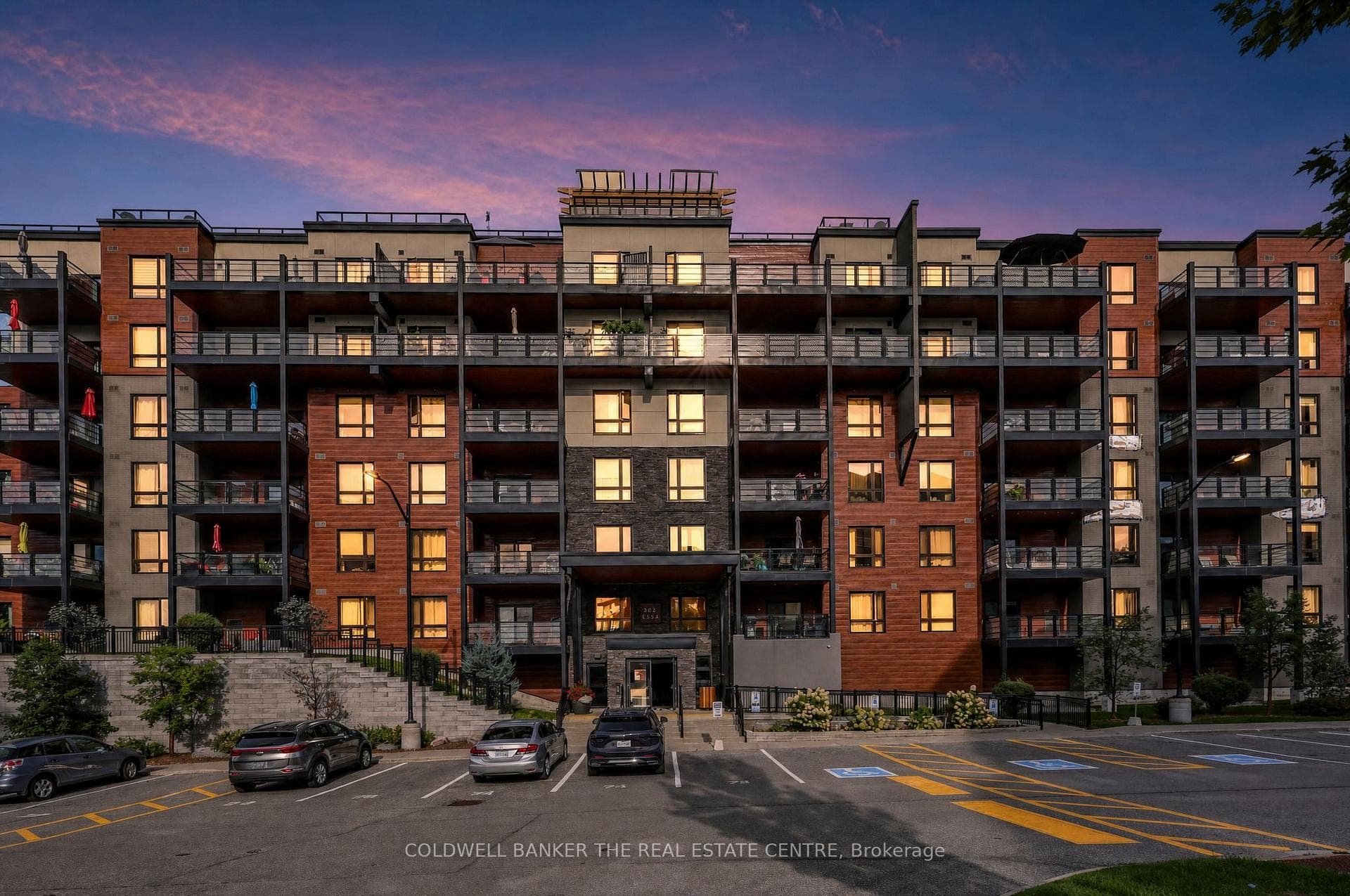 302 Essa Road 312, Barrie, ON L9J 0H3