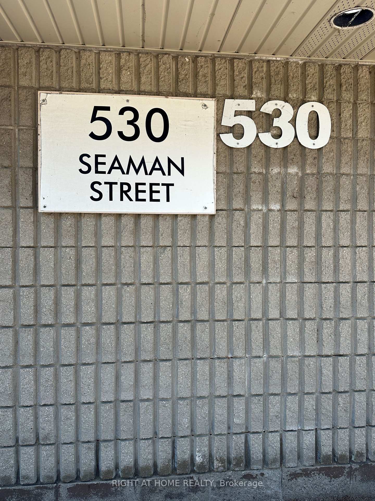 530 Seaman Street 16, Hamilton, ON L8E 3X7