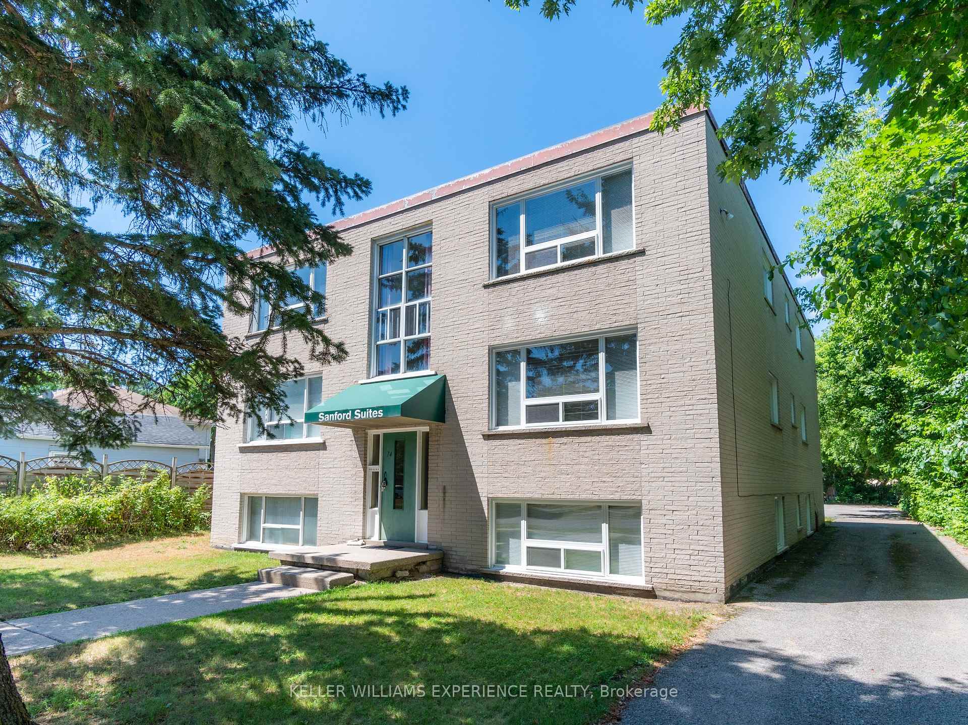 74 Sanford Street Unit #3, Barrie, ON L4N 3C5