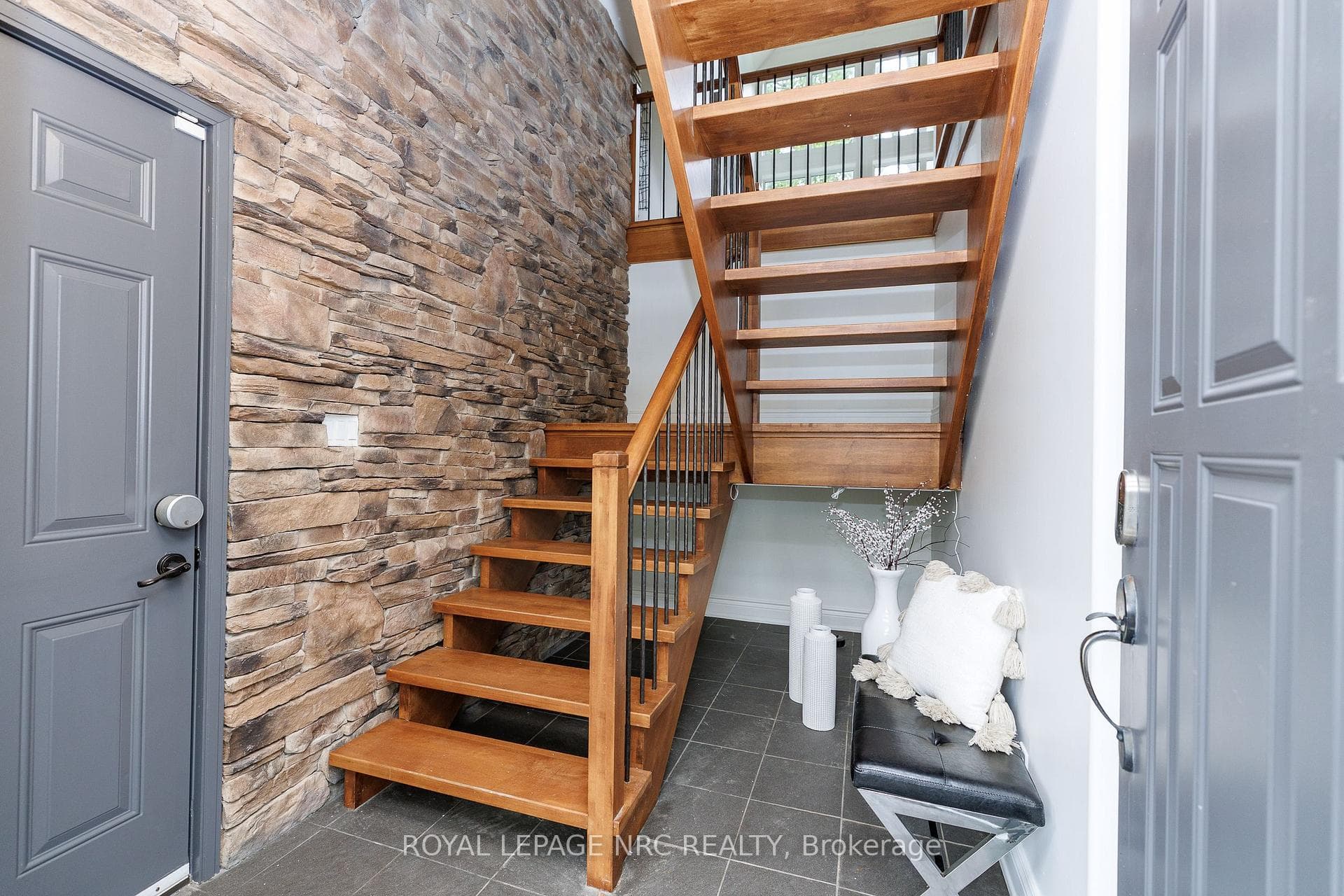 50 Tremont Drive, St. Catharines, ON L2T 4A3
