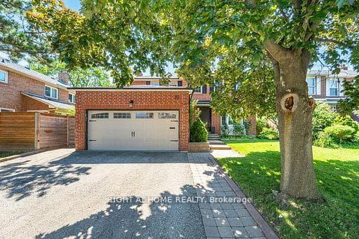 19 Talgarth Road, Toronto, ON M9B 6H1