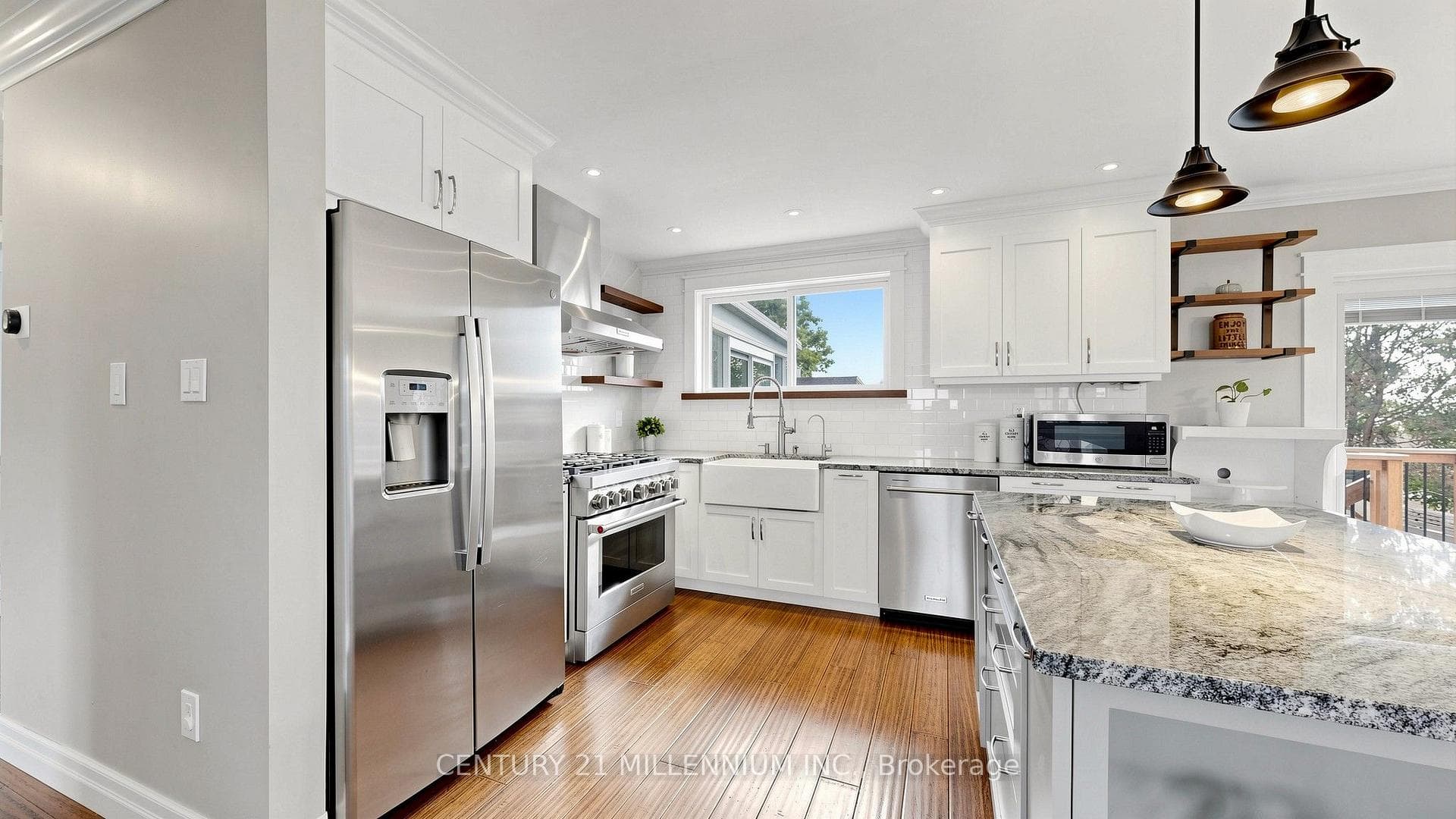 938 Greenwood Crescent, Whitby, ON L1N 1C8