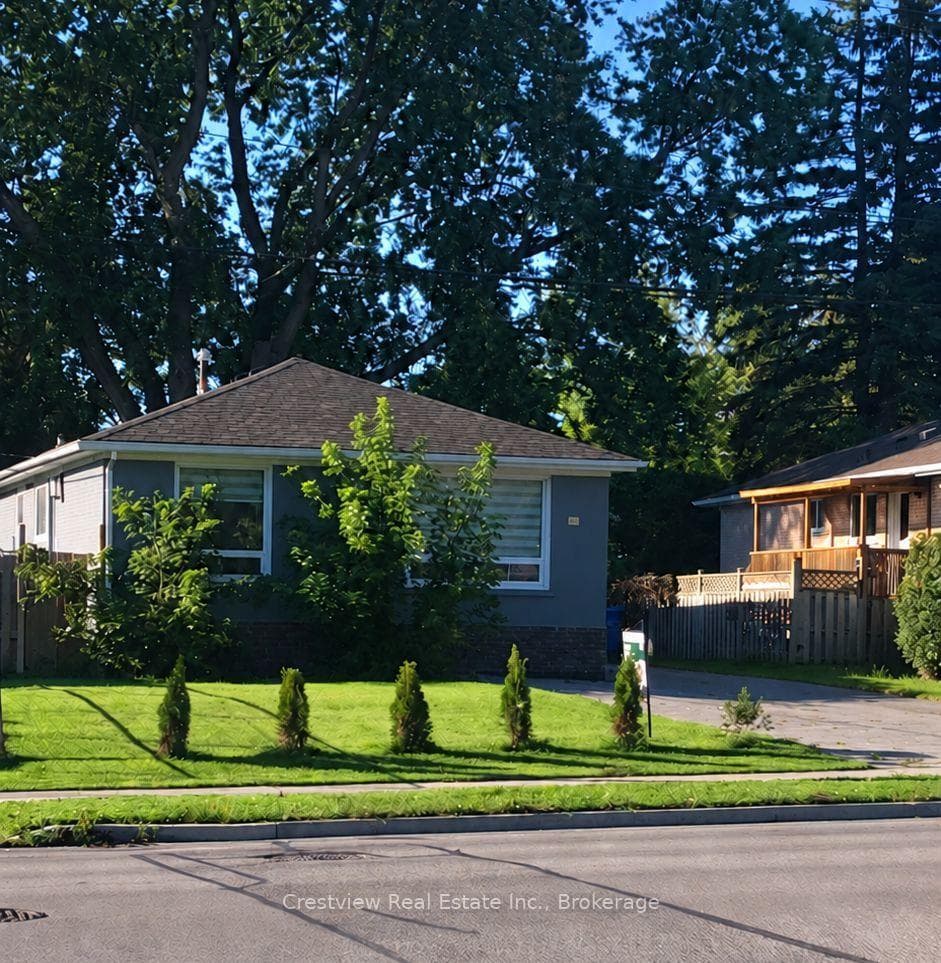 91 Aurora Heights Drive Basement, Aurora, ON L4G 2X1
