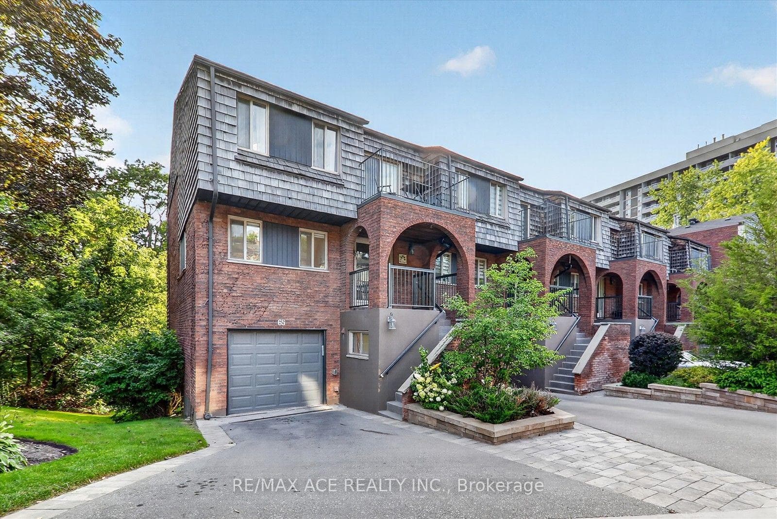 65 Cricklewood Crescent, Markham, ON L3T 4T8
