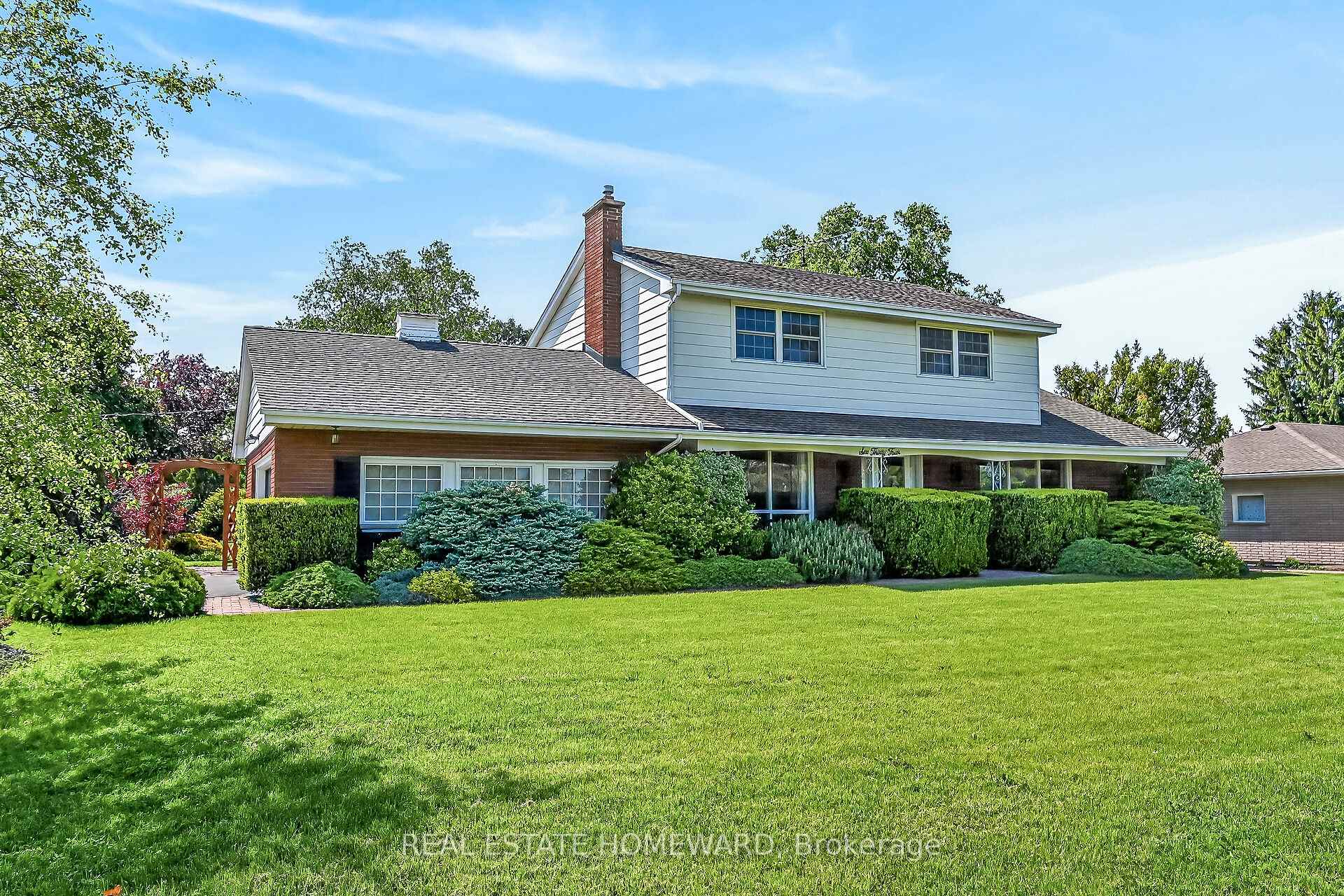 634 Mountain Brow Boulevard, Hamilton, ON L8T 1B1