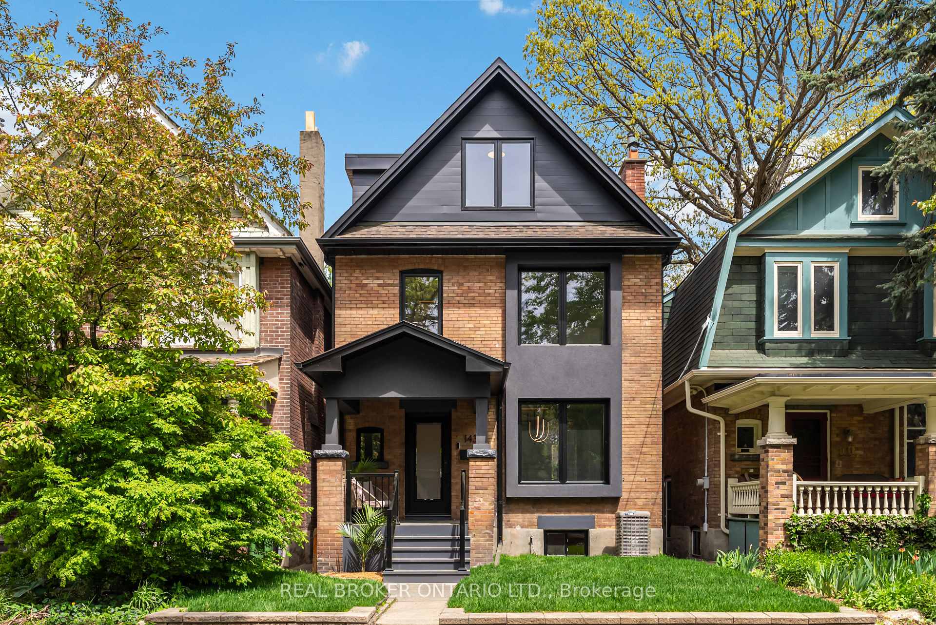 143 Fairview Avenue, Toronto, ON M6P 3A6
